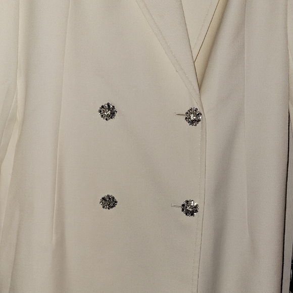 Birger Christensen Women's Elegant Cream Blazer - Picture 6 of 8